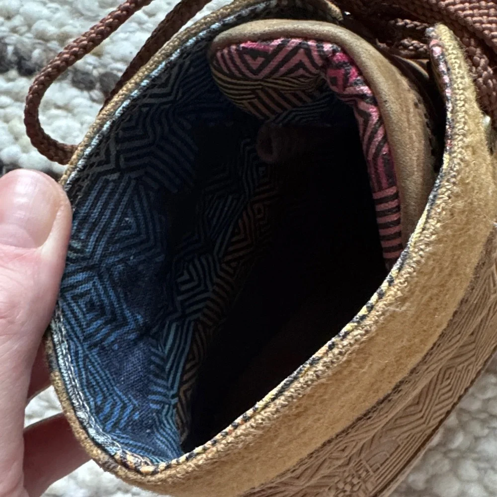 Women’s The North Face Tan Leather Boots - Picture 5 of 10